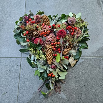 Winterherz für Grab