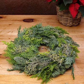 Adventkranz mit gemischten Grün